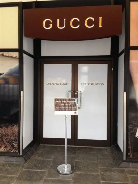 gucci cheshire oaks|gucci shops near me.